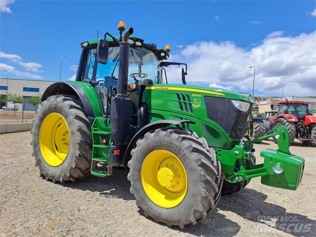 John Deere 6175M Traktory