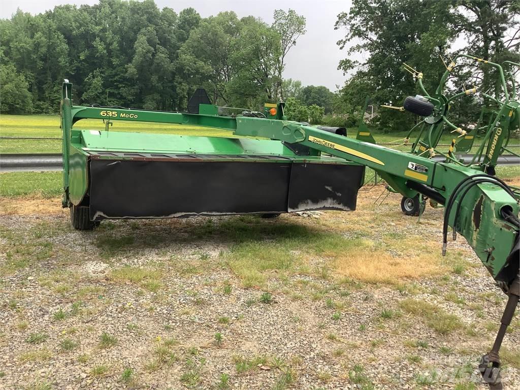 John Deere 635 Kondicionér žacího stroje