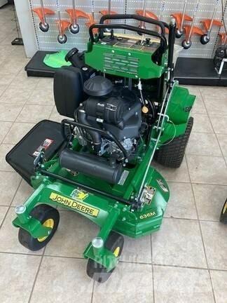 John Deere 636M Samojízdné sekačky