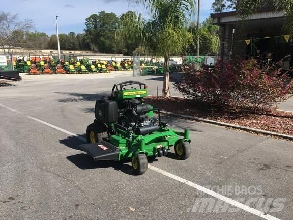 John Deere 648R Samojízdné sekačky