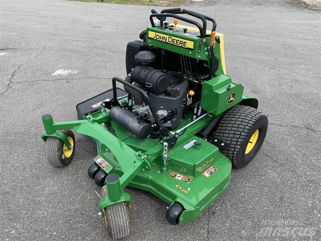 John Deere 652R Samojízdné sekačky