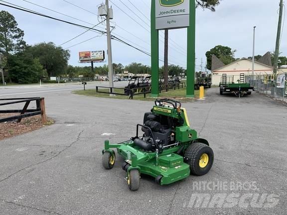 John Deere 652R Samojízdné sekačky