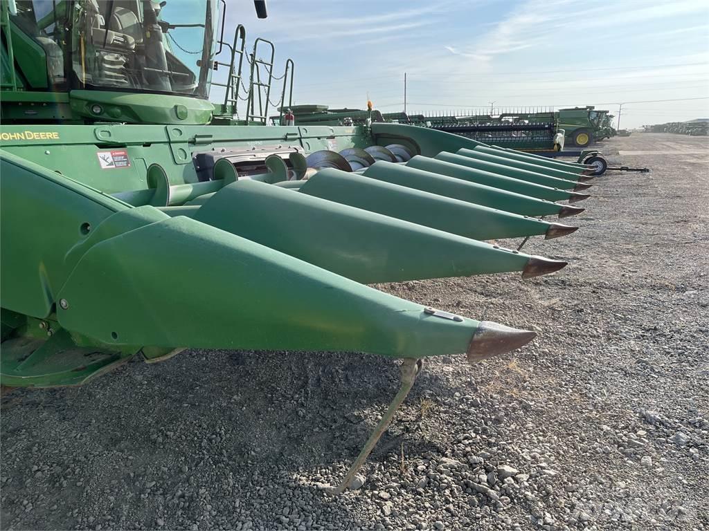 John Deere 708C Příslušenství a náhradní díly ke kombajnům