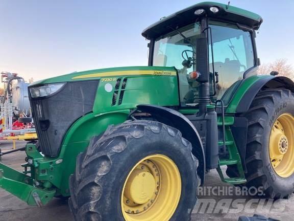 John Deere 7230R Traktory