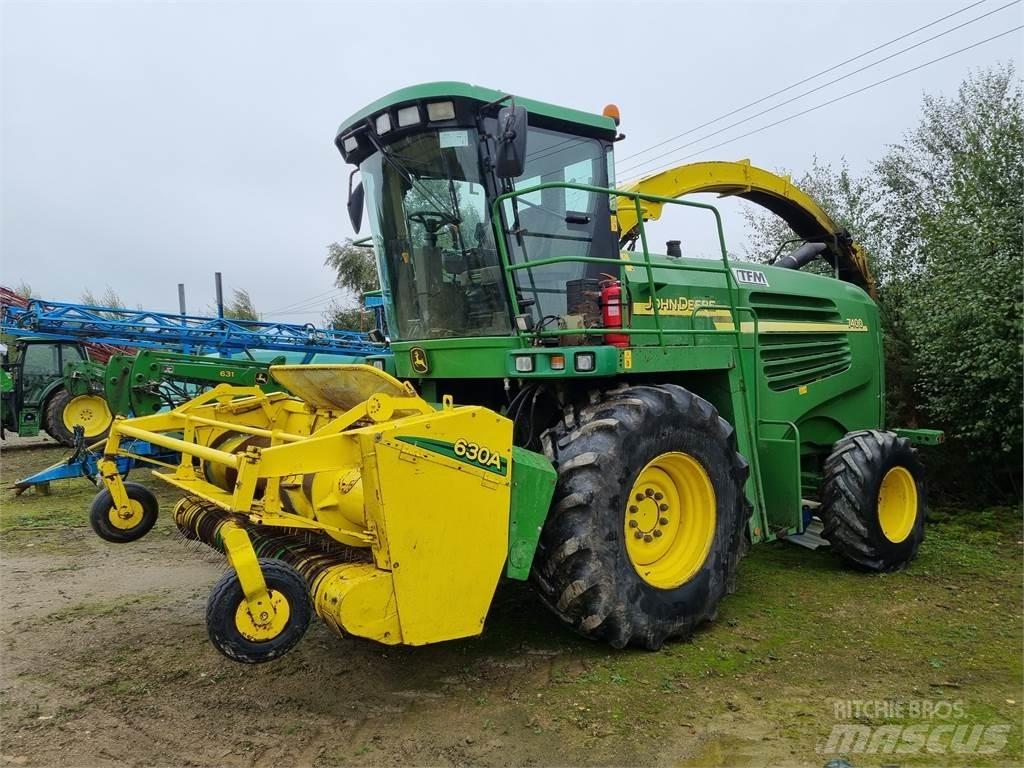John Deere 7400 Sklízecí řezačka
