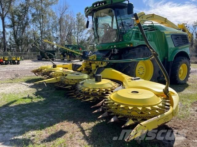 John Deere 772 Stroje na sklizeň pícnin-příslušenství