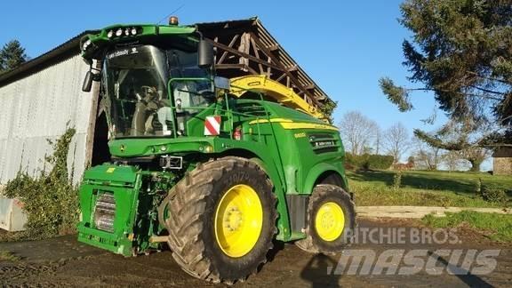 John Deere 8400 Sklízecí řezačka