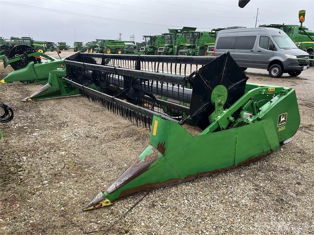 John Deere 920F Příslušenství a náhradní díly ke kombajnům