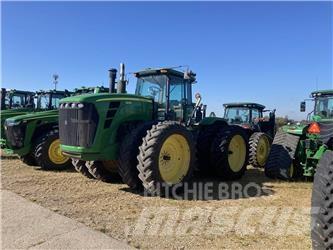 John Deere 9230 Traktory