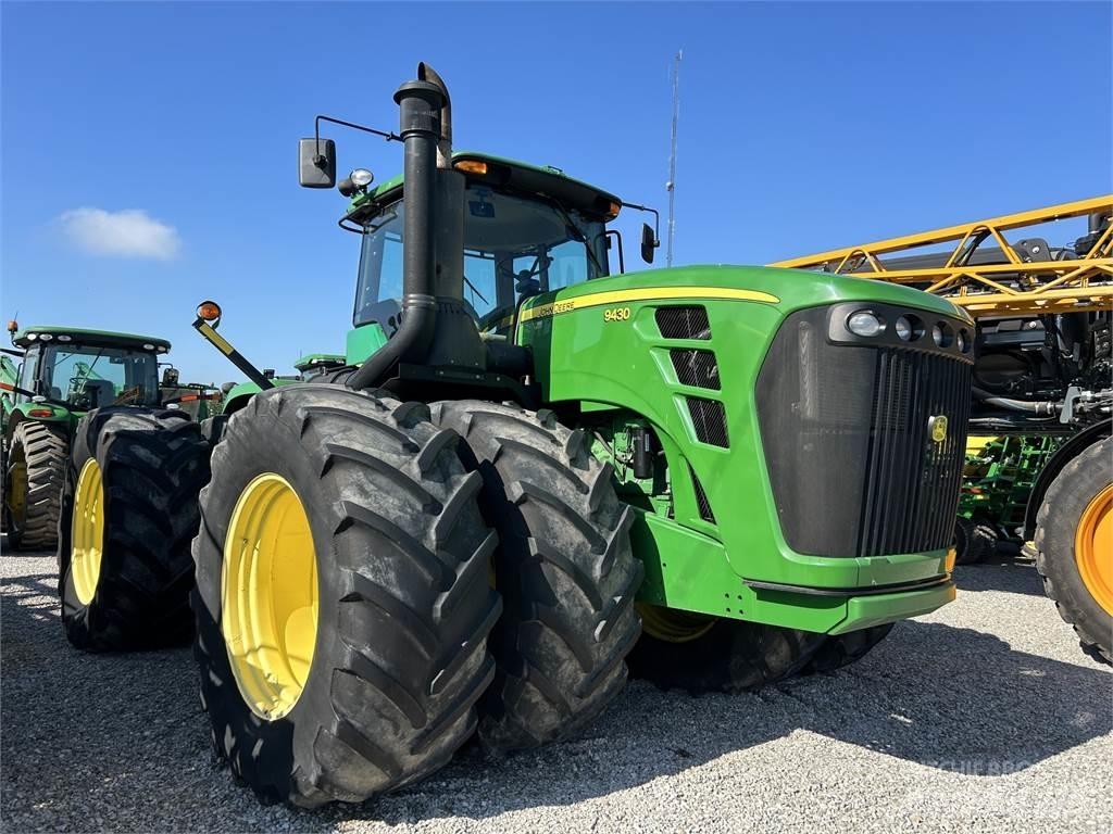 John Deere 9430 Traktory