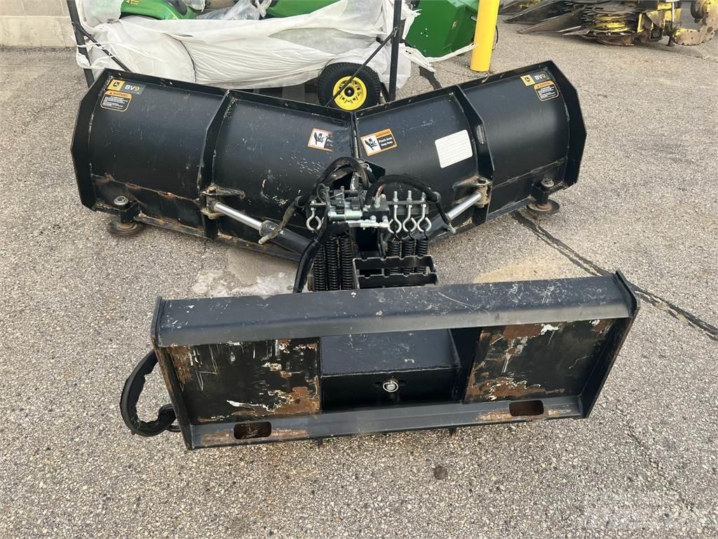 John Deere BV9 Čelní nakladače a rypadla