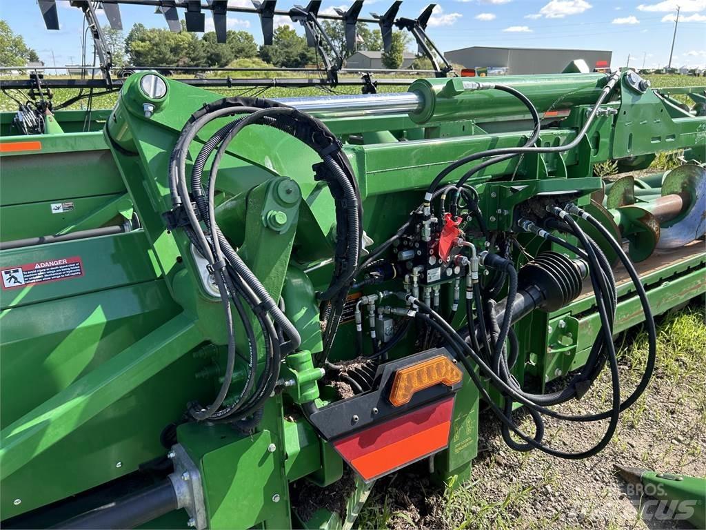 John Deere C12F Příslušenství a náhradní díly ke kombajnům