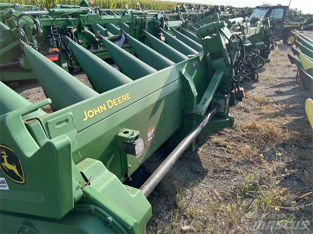 John Deere C12F Příslušenství a náhradní díly ke kombajnům