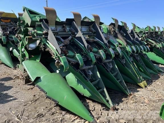 John Deere C12F Příslušenství a náhradní díly ke kombajnům