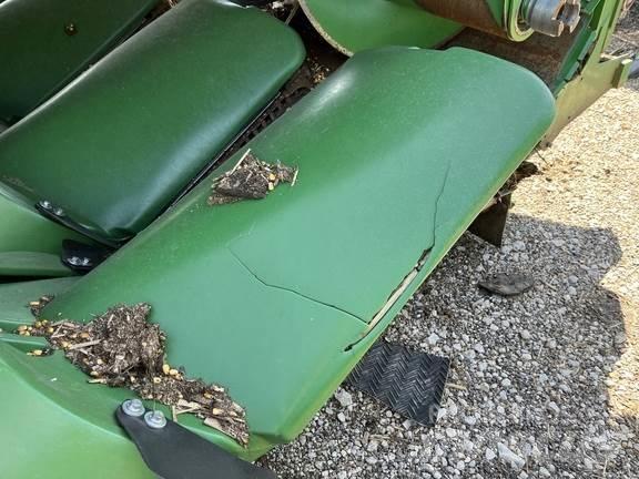 John Deere C12F Příslušenství a náhradní díly ke kombajnům