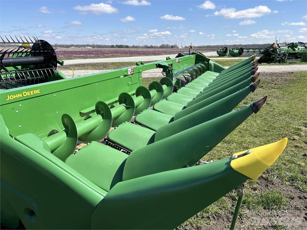 John Deere C12R Příslušenství a náhradní díly ke kombajnům
