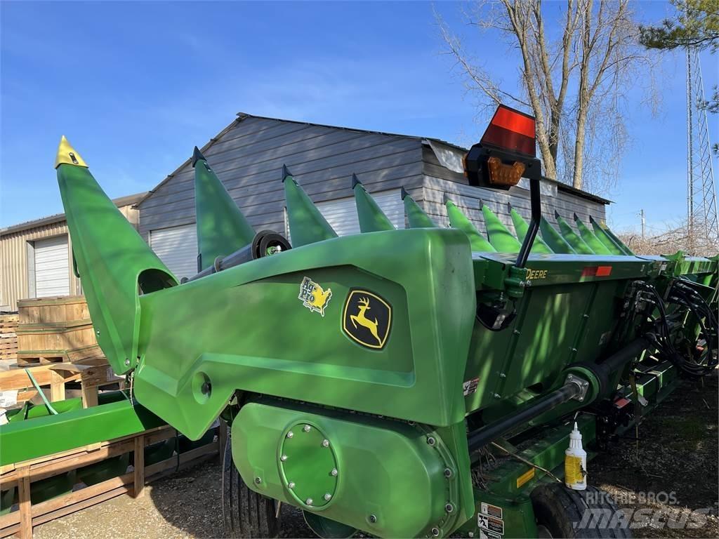 John Deere C12R Příslušenství a náhradní díly ke kombajnům