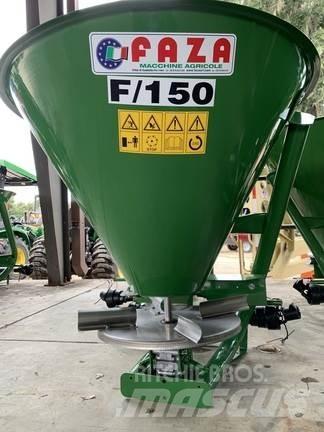 John Deere F/150 Rozmetadlo minerálních hnojiv