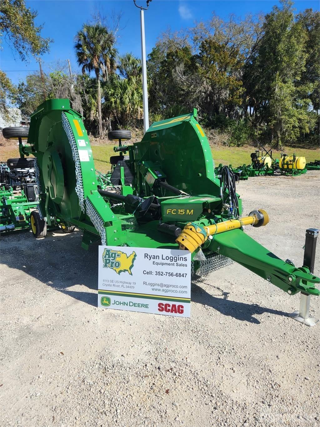 John Deere FC15M Drtiče a řezače balíků