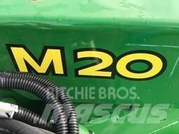 John Deere M20 Drtiče a řezače balíků