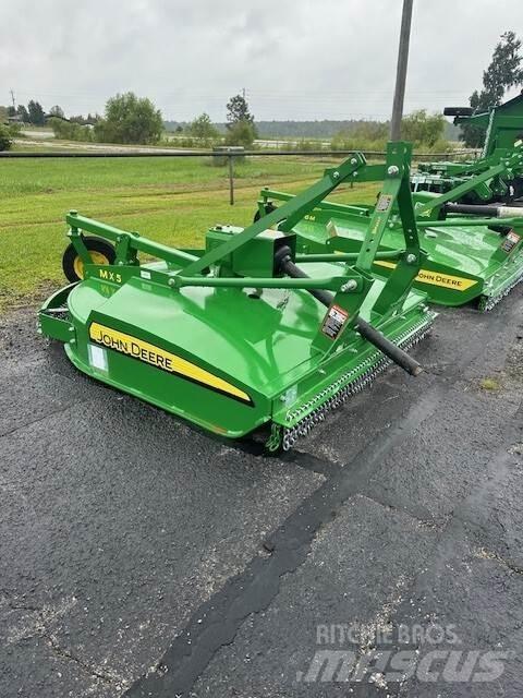 John Deere MX5 Drtiče a řezače balíků