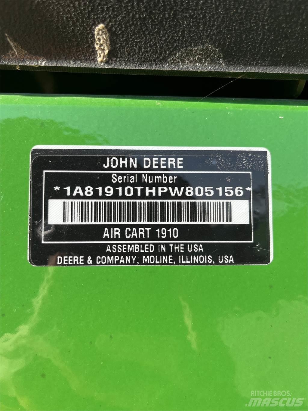 John Deere N560 Mechanické secí stroje