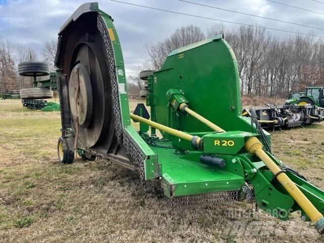John Deere R20 Drtiče a řezače balíků