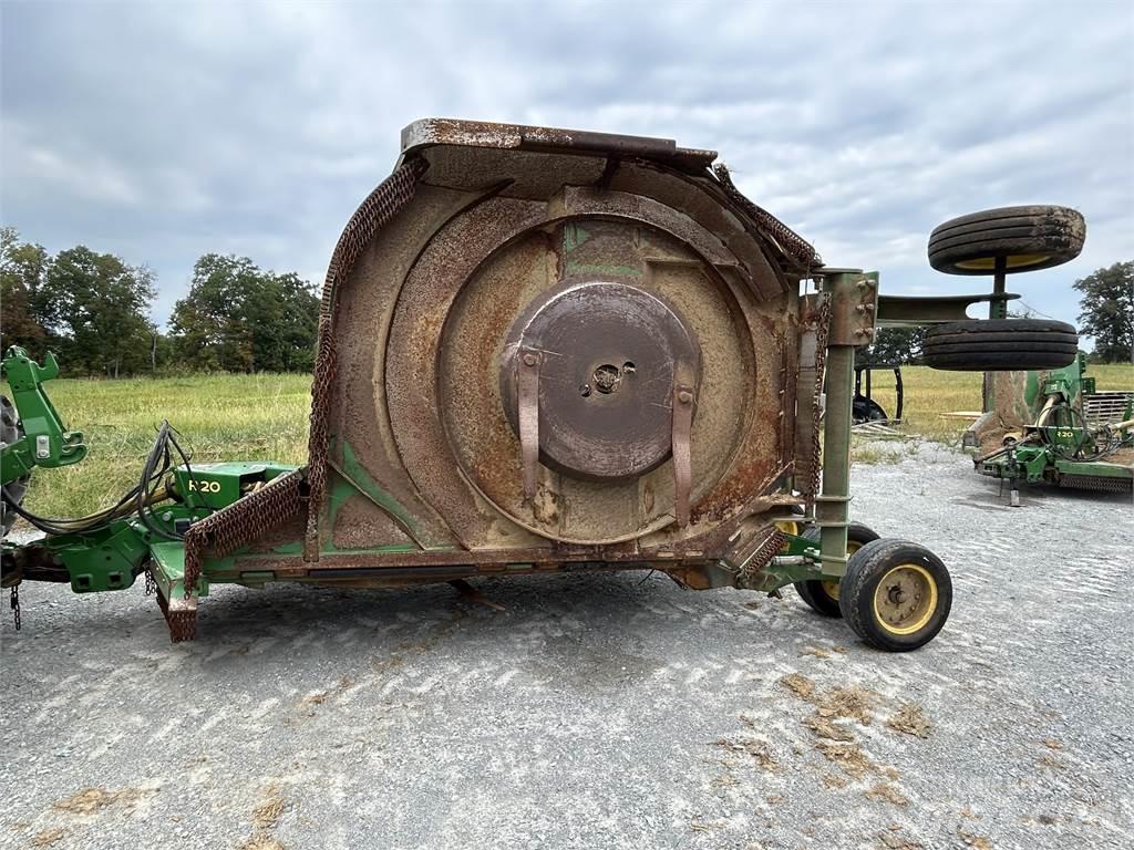 John Deere r20 Drtiče a řezače balíků