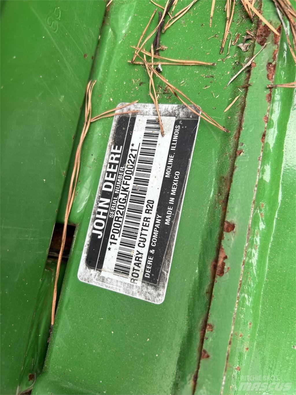 John Deere r20 Drtiče a řezače balíků