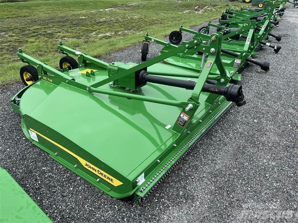 John Deere RC7M Drtiče a řezače balíků