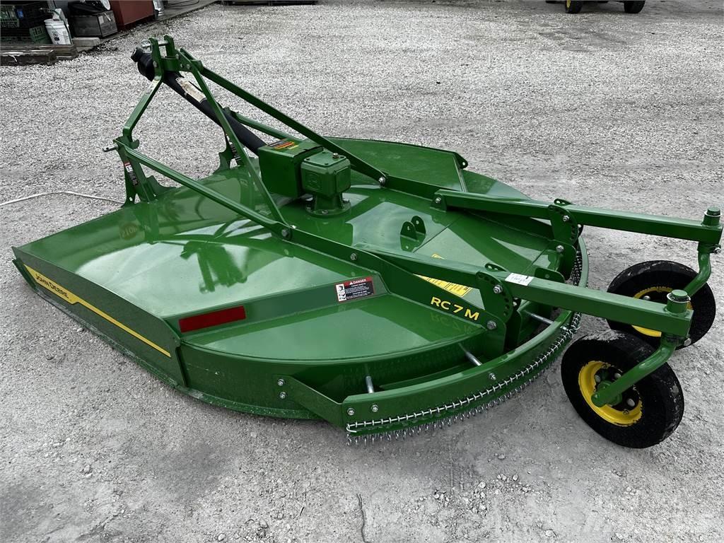 John Deere RC7M Drtiče a řezače balíků