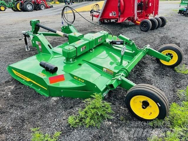 John Deere RC8M Drtiče a řezače balíků