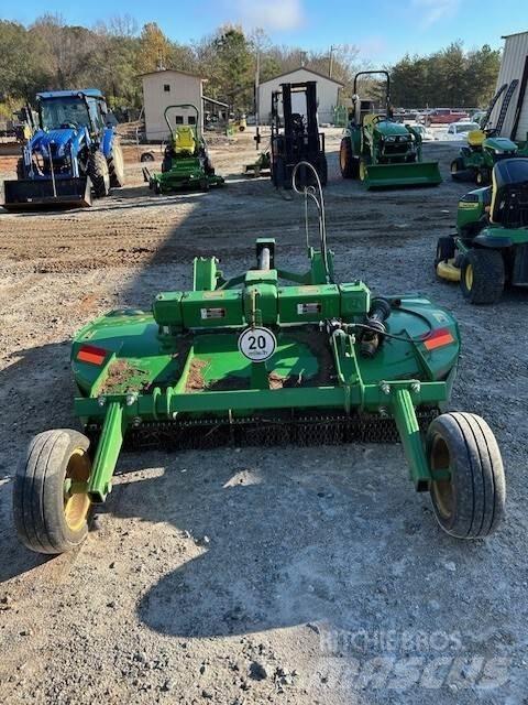 John Deere RC8M Drtiče a řezače balíků