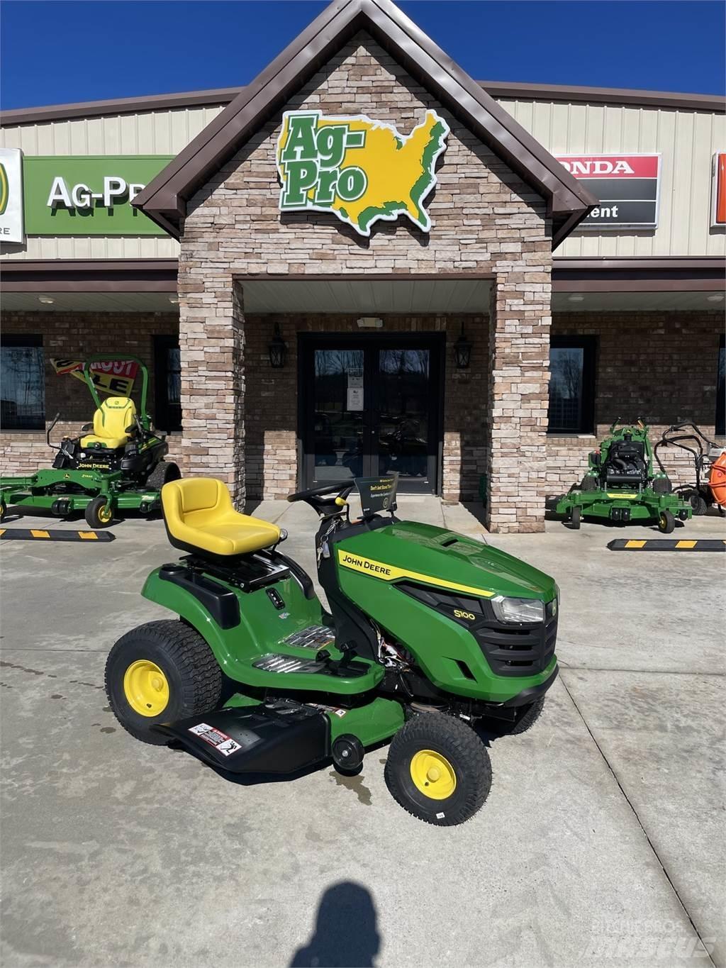 John Deere S100 Samojízdné sekačky