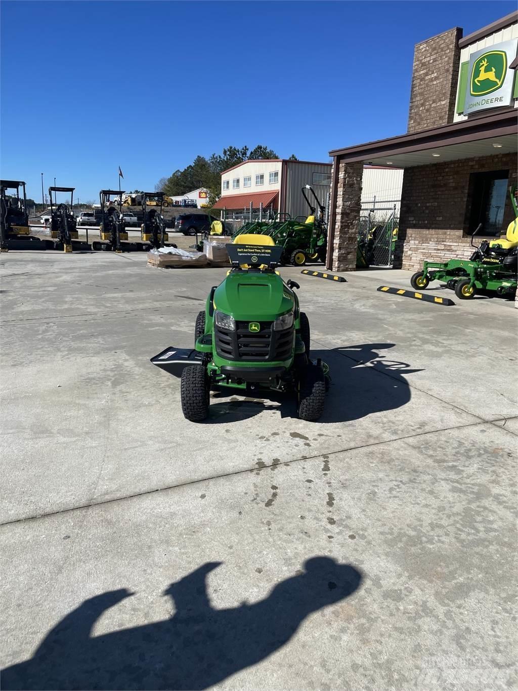 John Deere S110 Samojízdné sekačky