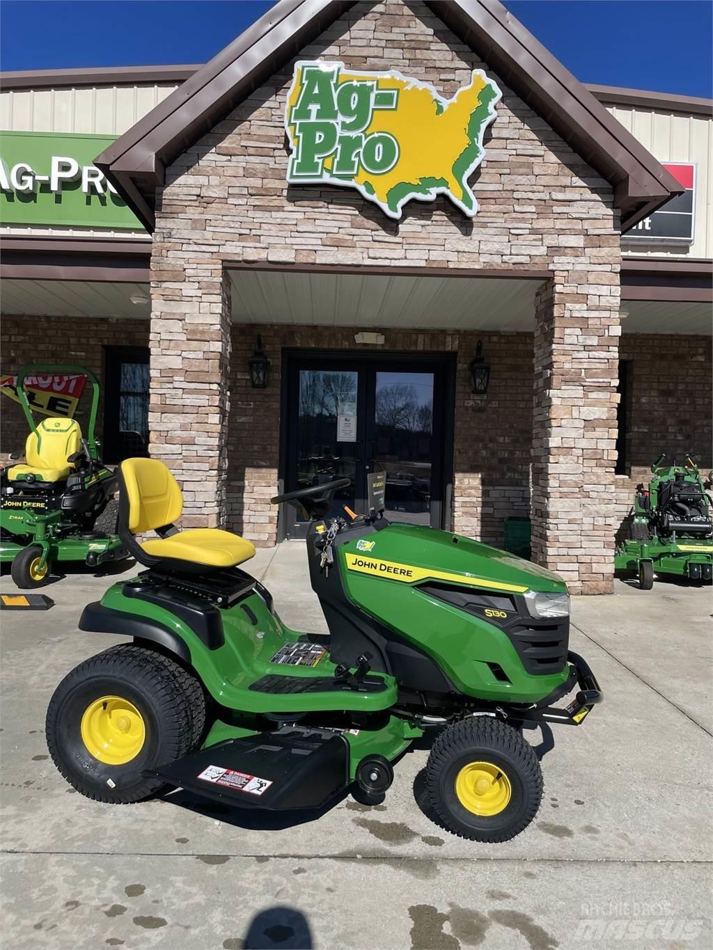 John Deere S130 Samojízdné sekačky