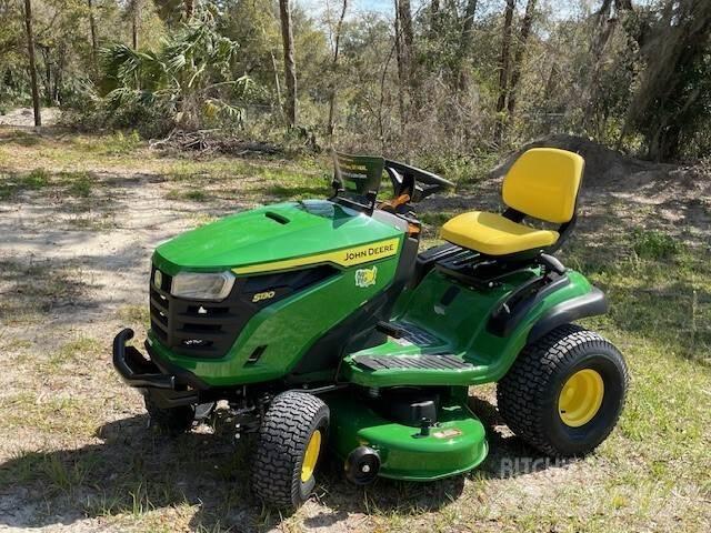 John Deere S130 Samojízdné sekačky