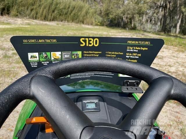 John Deere S130 Samojízdné sekačky