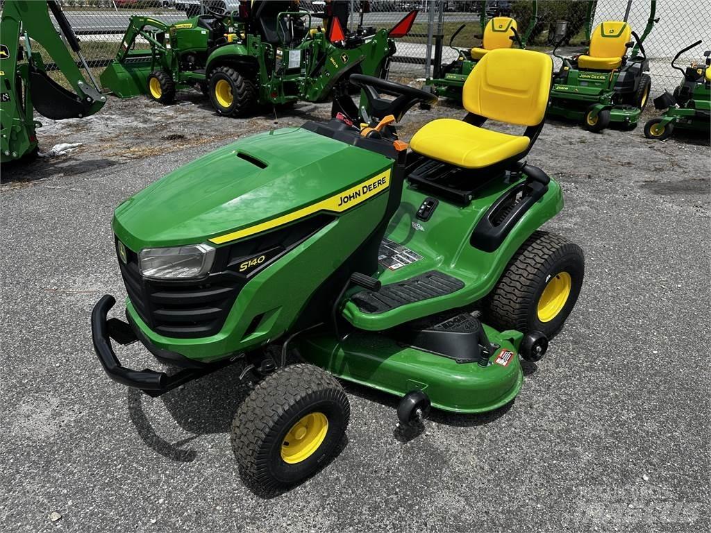 John Deere S140 Samojízdné sekačky