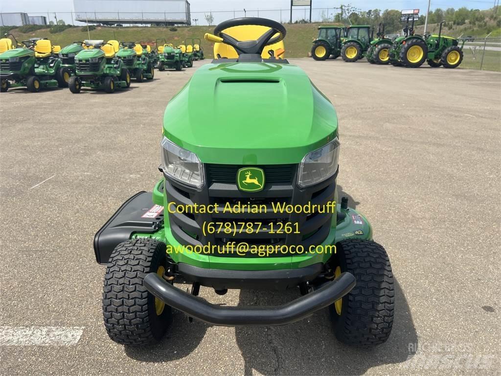 John Deere S220 Samojízdné sekačky