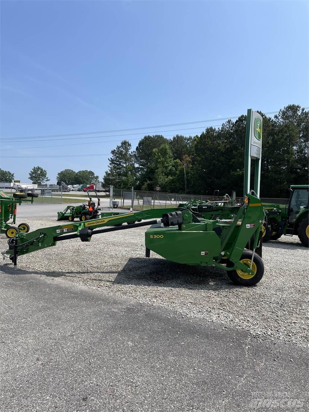 John Deere S300 Kondicionér žacího stroje