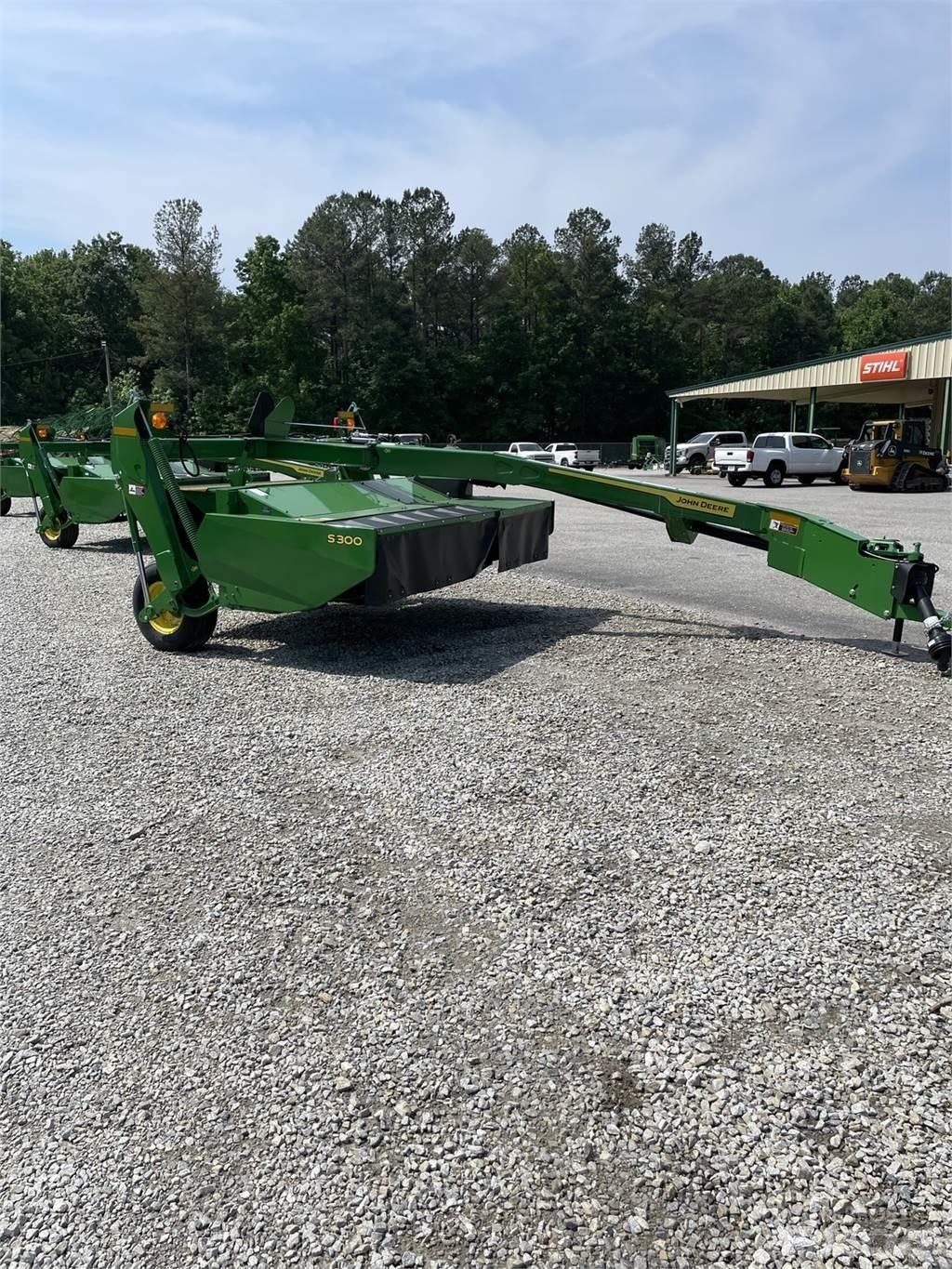 John Deere S300 Kondicionér žacího stroje
