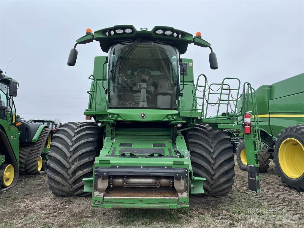 John Deere S680 Sklízecí mlátičky