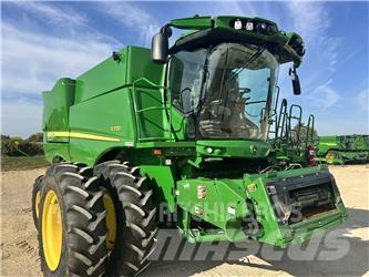 John Deere S770 Sklízecí mlátičky