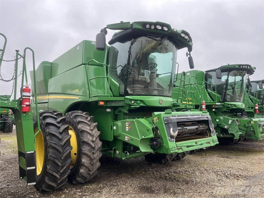 John Deere S770 Sklízecí mlátičky