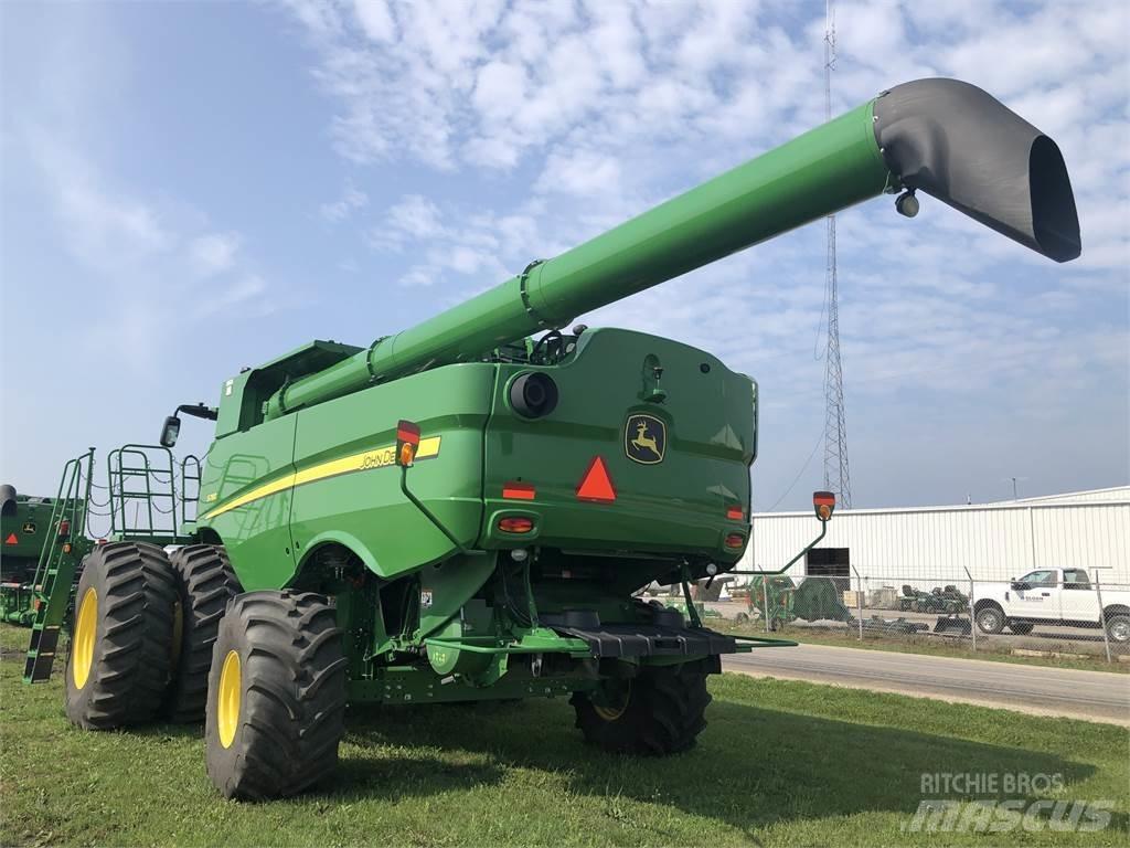 John Deere S780 Sklízecí mlátičky