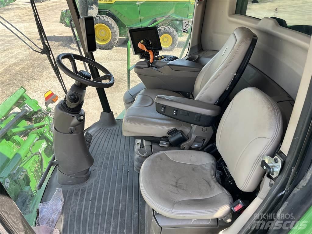 John Deere S790 Sklízecí mlátičky