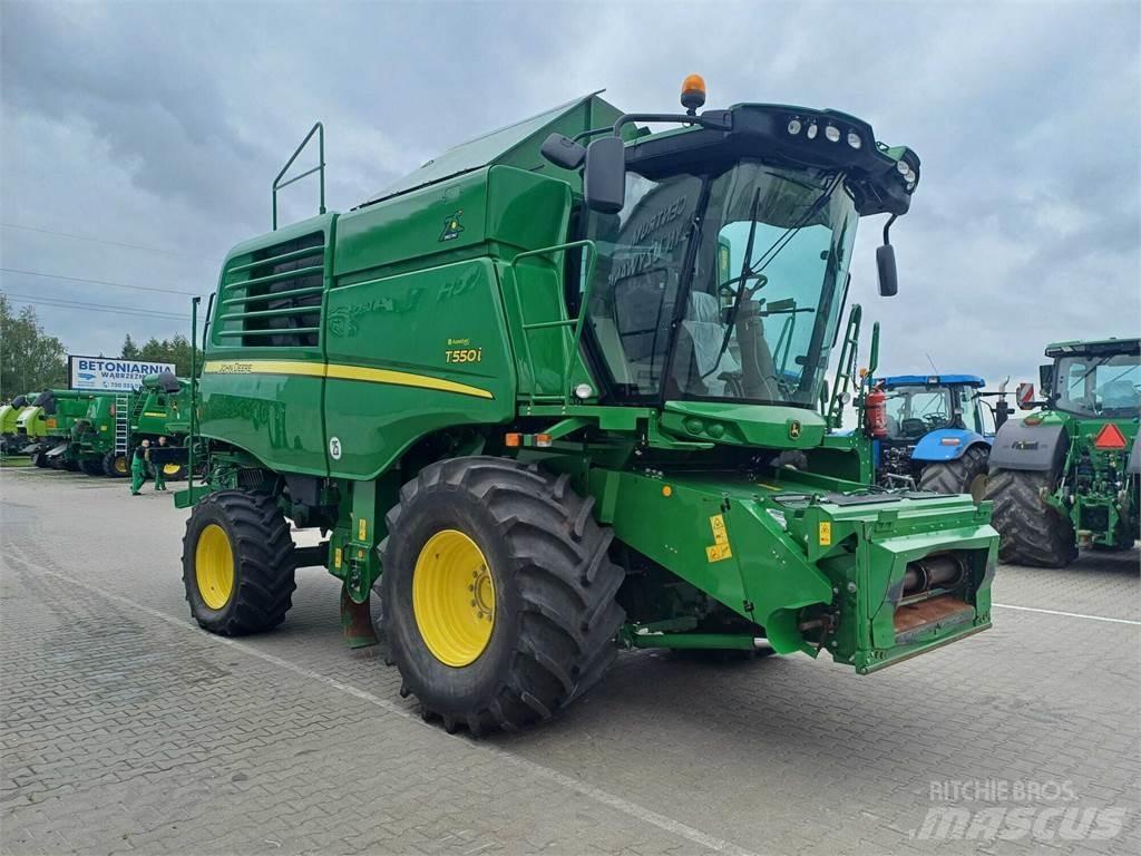 John Deere T550 Sklízecí mlátičky