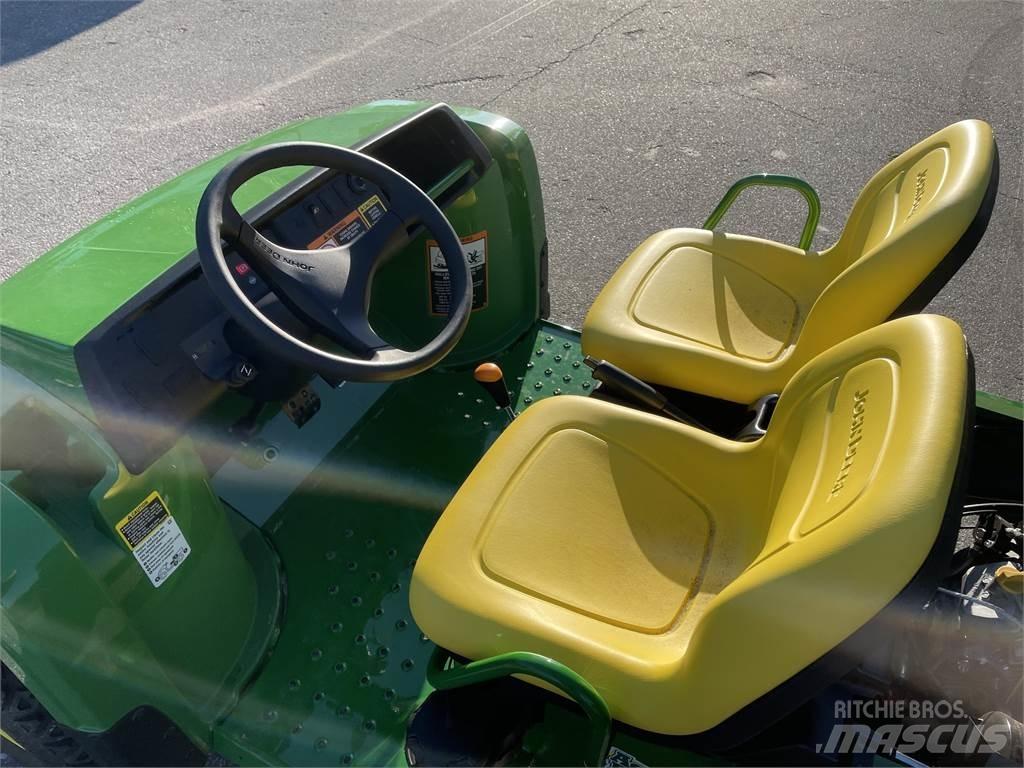 John Deere TX Užitkové stroje