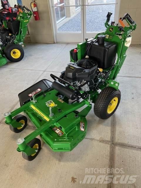 John Deere W36R Vedené sekačky